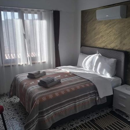 Siesta Butik Otel 17 Айваджык Экстерьер фото